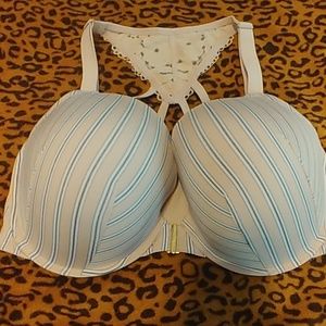 Lane Bryant Intimates & Sleepwear - Lane Bryant boost plunge bra Lane Bryant Intimates & Sleepwear - Lane Bryant boost plunge bra